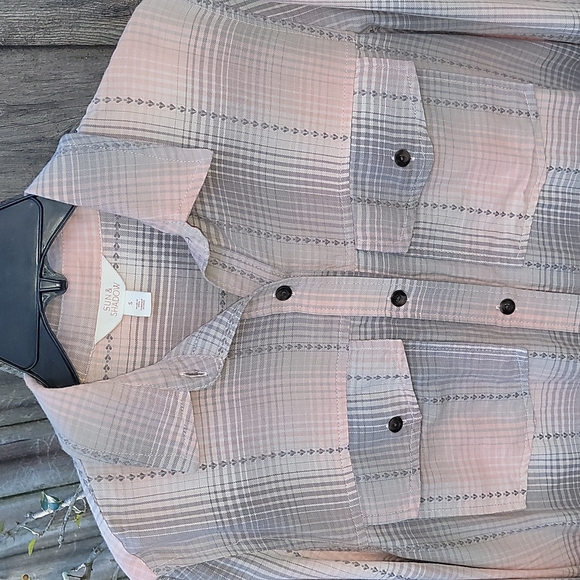 Cotton Plaid Collared Button down Long Sleeved Shirt - Picture 2 of 4